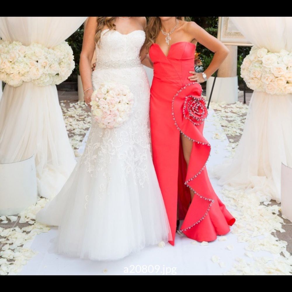 Monique Lhuillier Emmeline Wedding Dress
